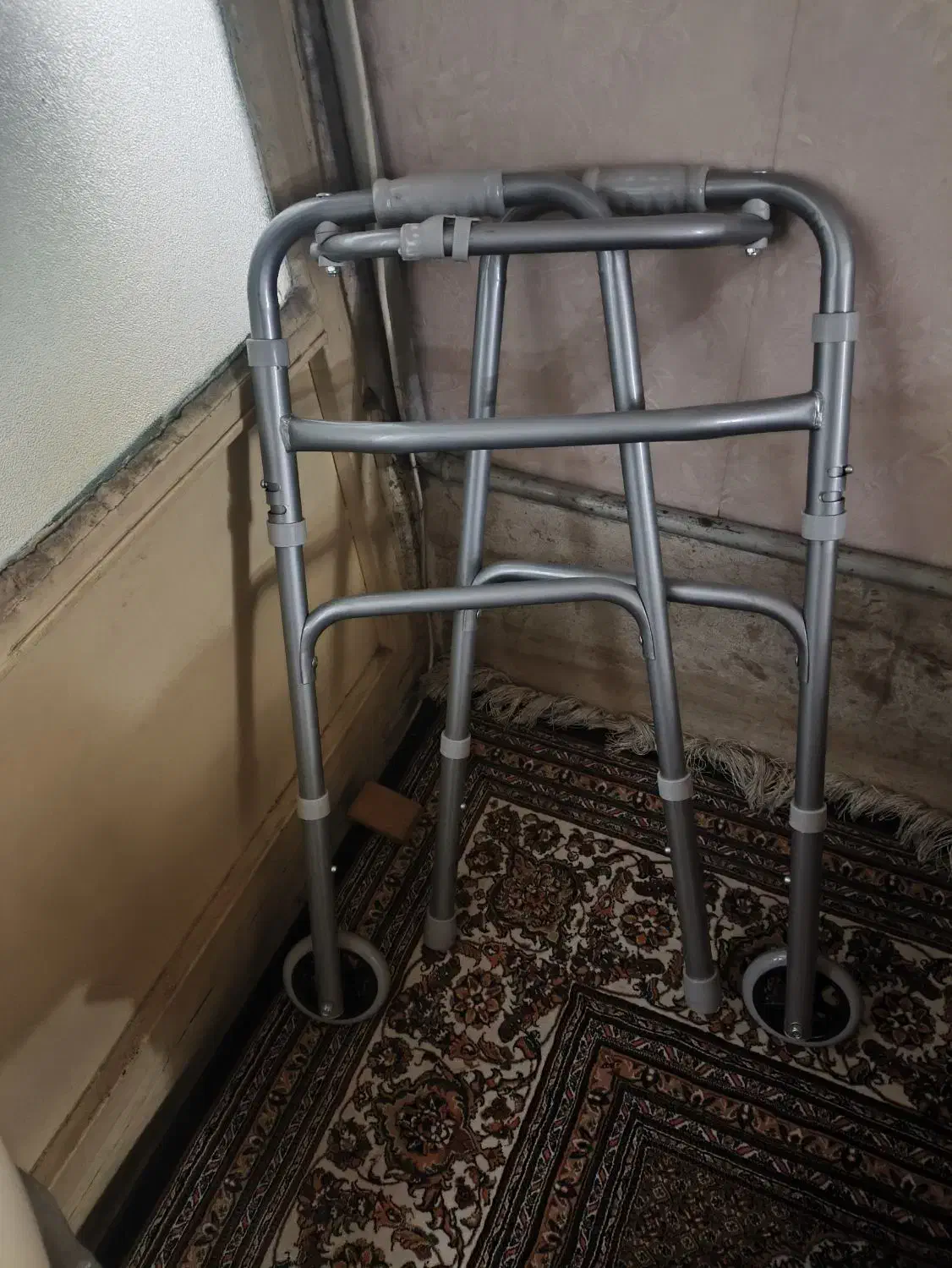 واکر بیمار|پزشکی|ری, سیزده آبان|دیوار