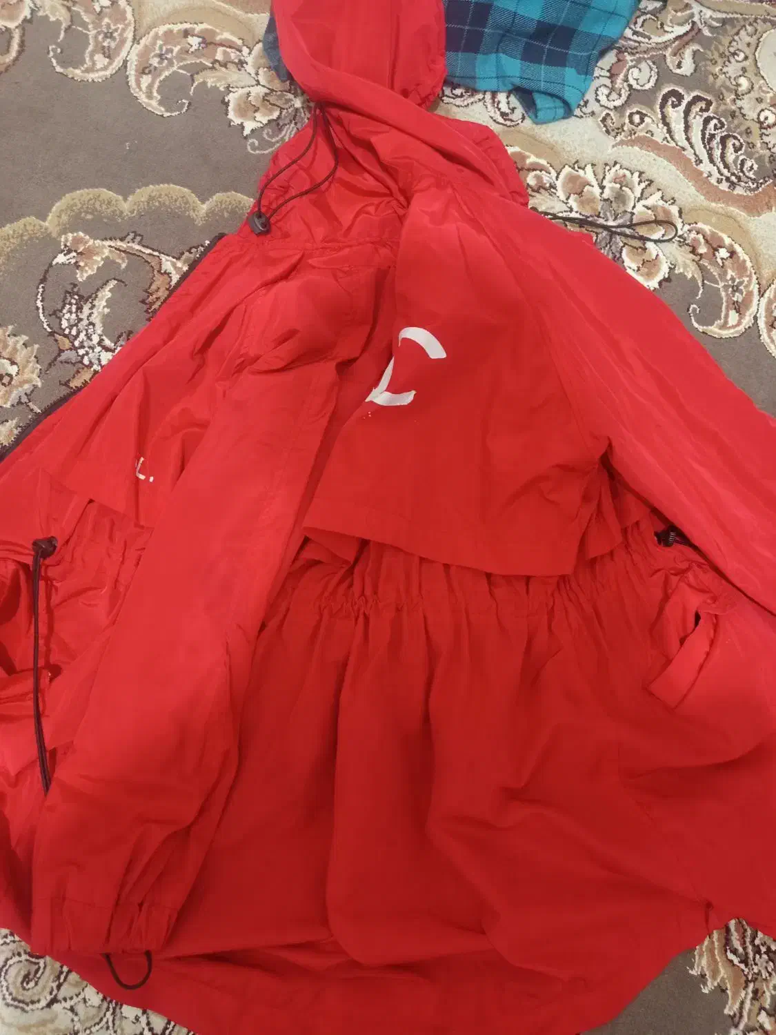 کاپشن در حد نو|لباس|لردگان, |دیوار