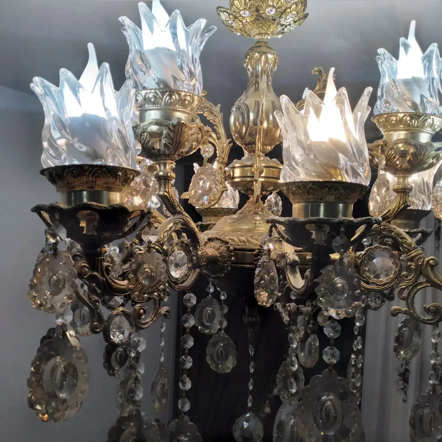 لوستر سنگین وزن|لوستر و چراغ آویز|تبریز, |دیوار