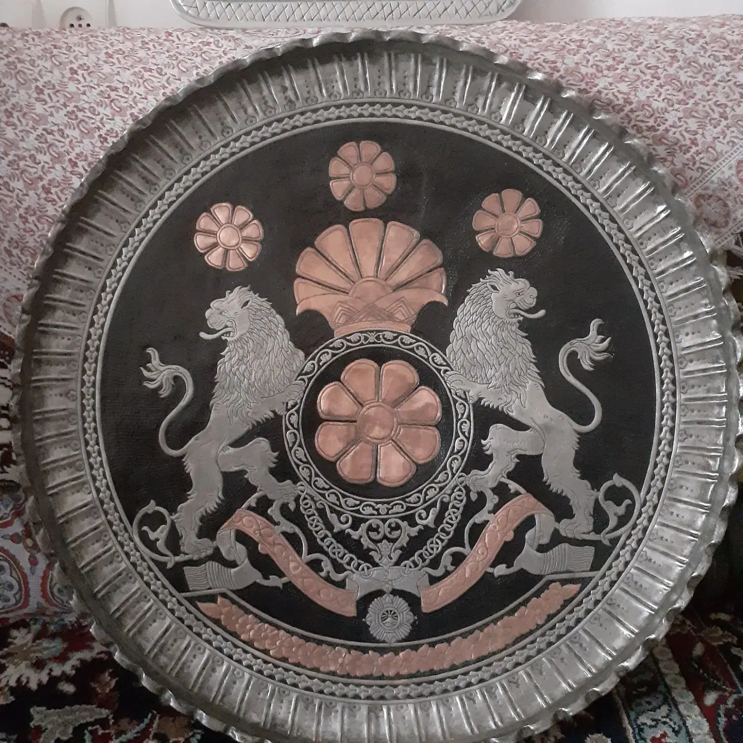 مجمع مسی قدیمی|کلکسیون اشیاء عتیقه|بیرجند, |دیوار