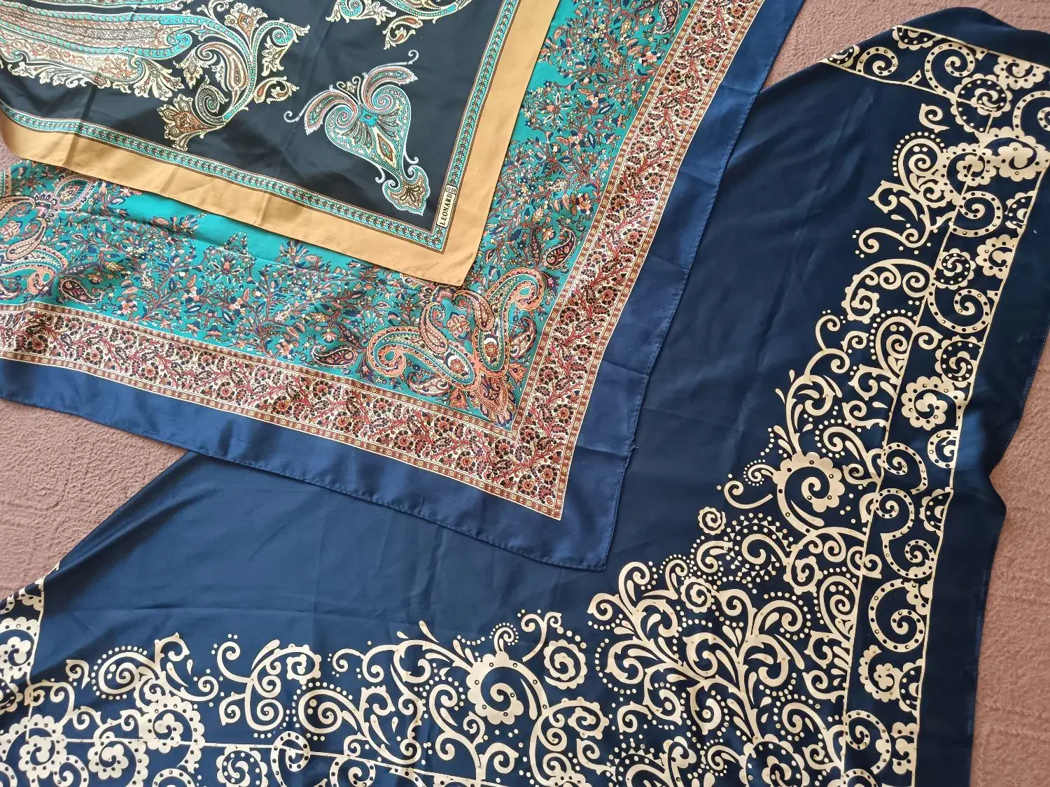 روسری ساتن|لباس|برخوار, |دیوار