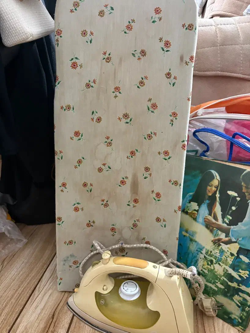 اتو و میز اتو|اتو و لوازم اتو|رشت, هلال احمر|دیوار