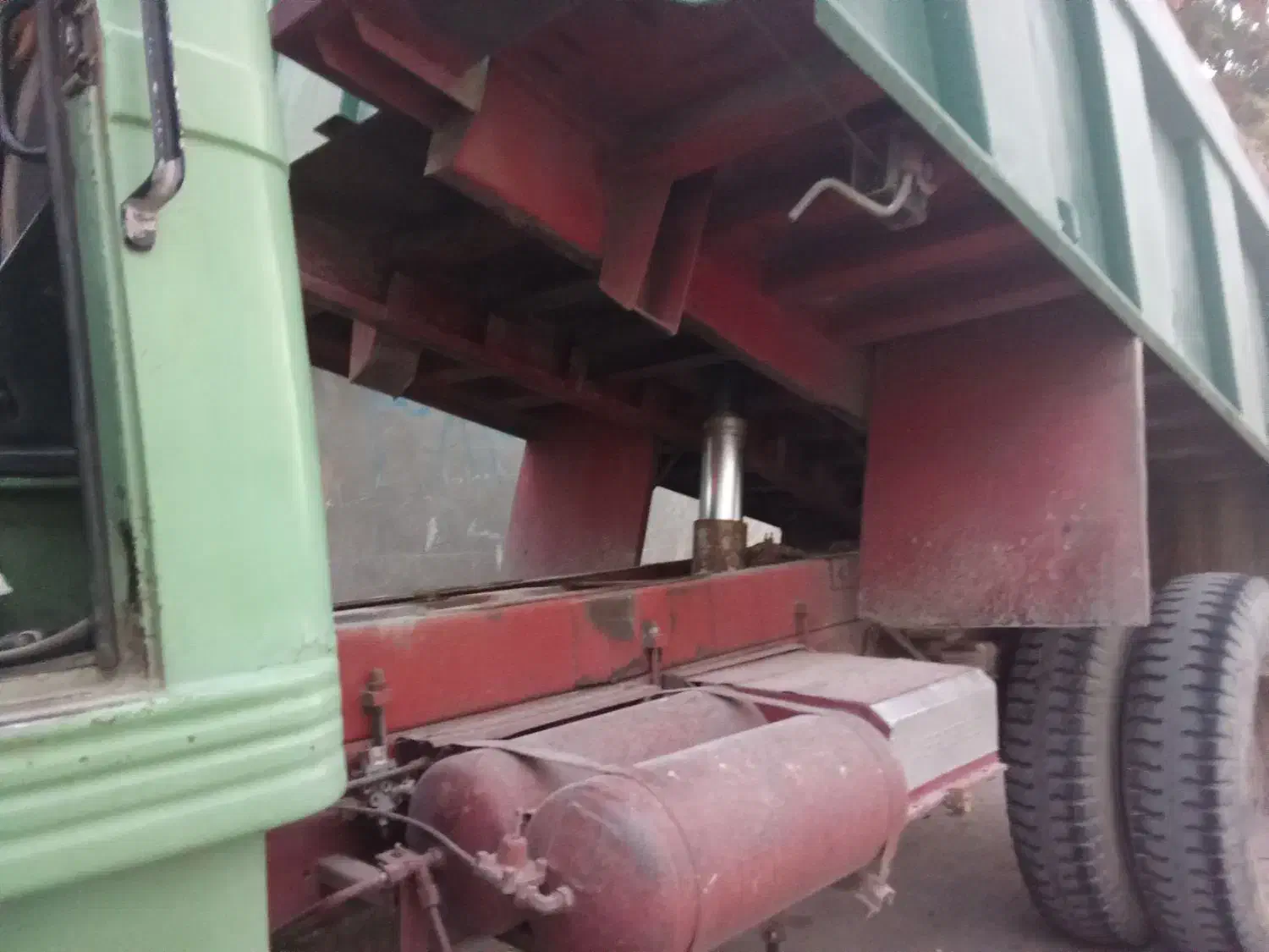 بنز تک کمپرس مدل۶۴ درجه یک بدون رکن تعویضی|خودرو سنگین|تهران, امام زاده حسن|دیوار