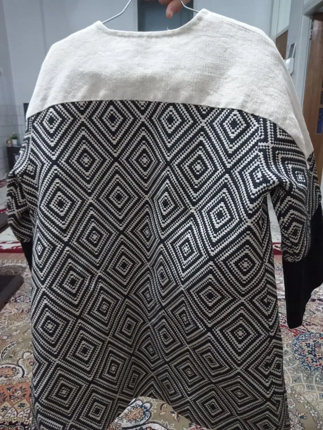 کت بلند وشیک|لباس|لنجان, |دیوار