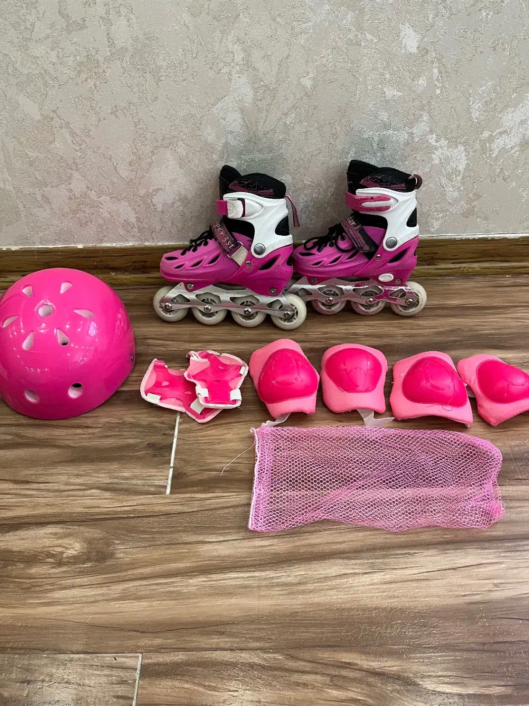 اسکیت دخترونه|دوچرخه، اسکیت، اسکوتر|محمدشهر, عباس آباد|دیوار