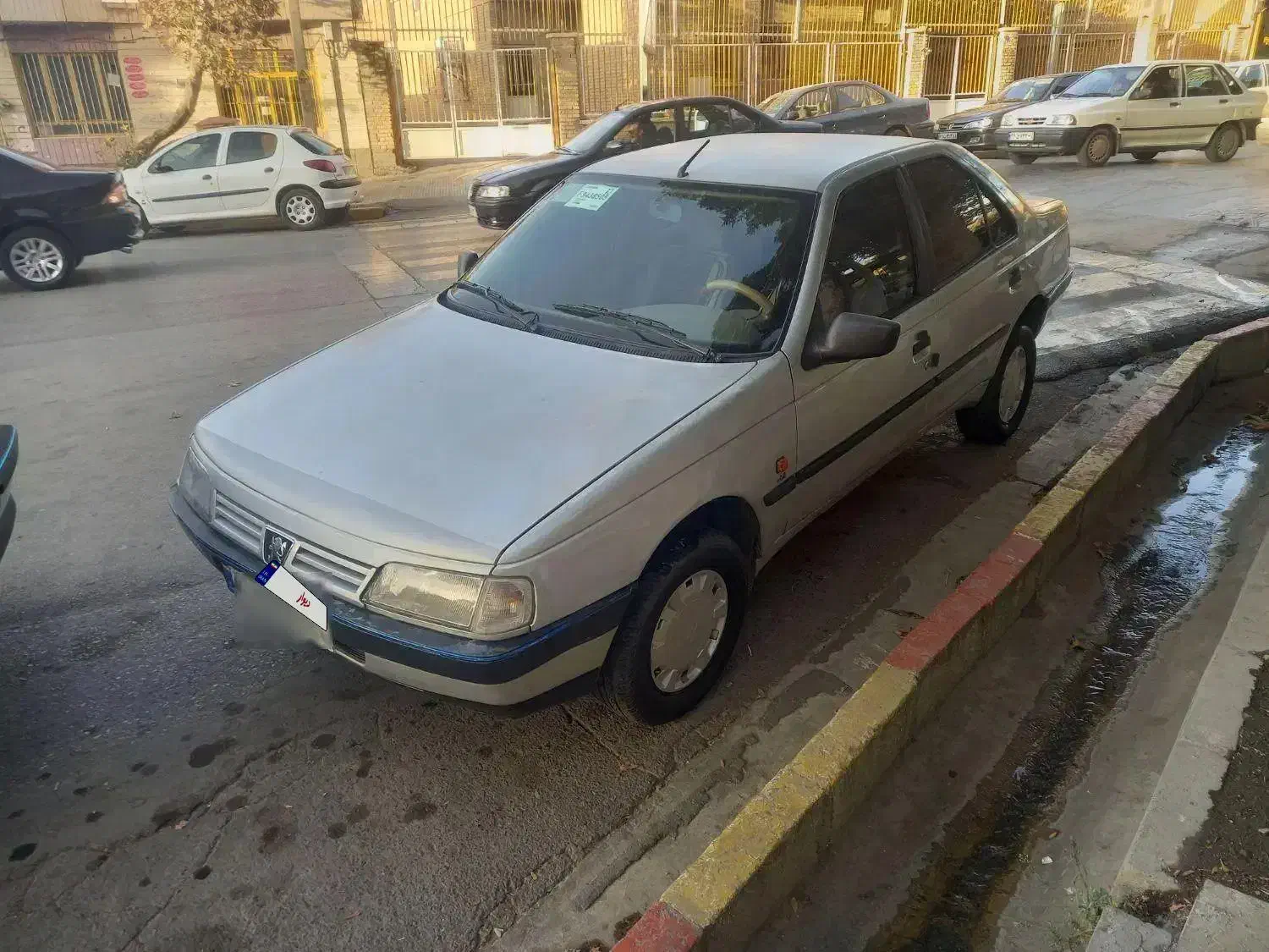 پژو ۴۰۵ مدل ۹۳ تکسوز|خودرو سواری و وانت|همدان, |دیوار