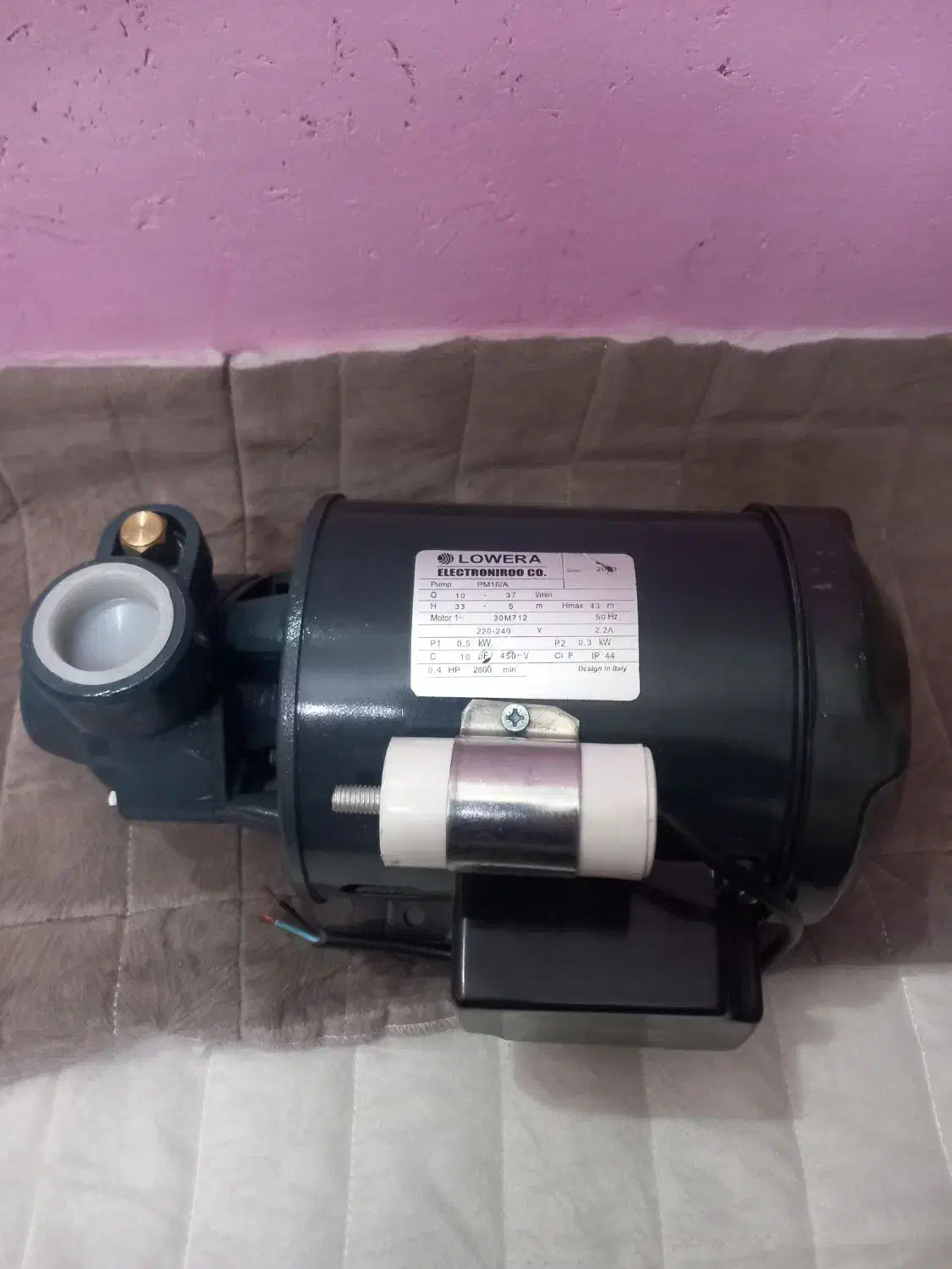 پمپ اب نیم اسب لوورا|مصالح و تجهیزات ساختمان|تهران, خاک سفید|دیوار