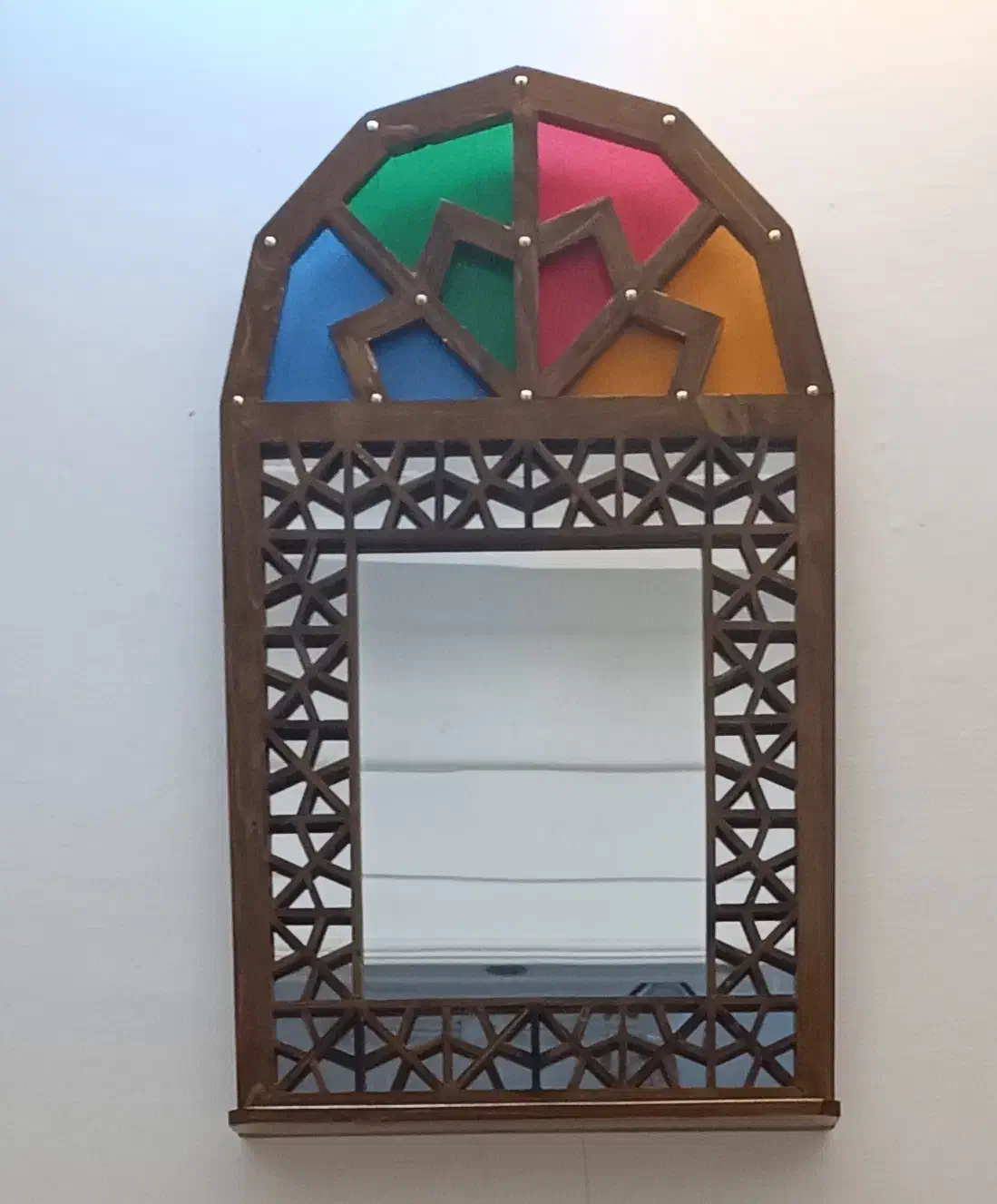 آینه|آینه|قم, انصار‌الحسین|دیوار