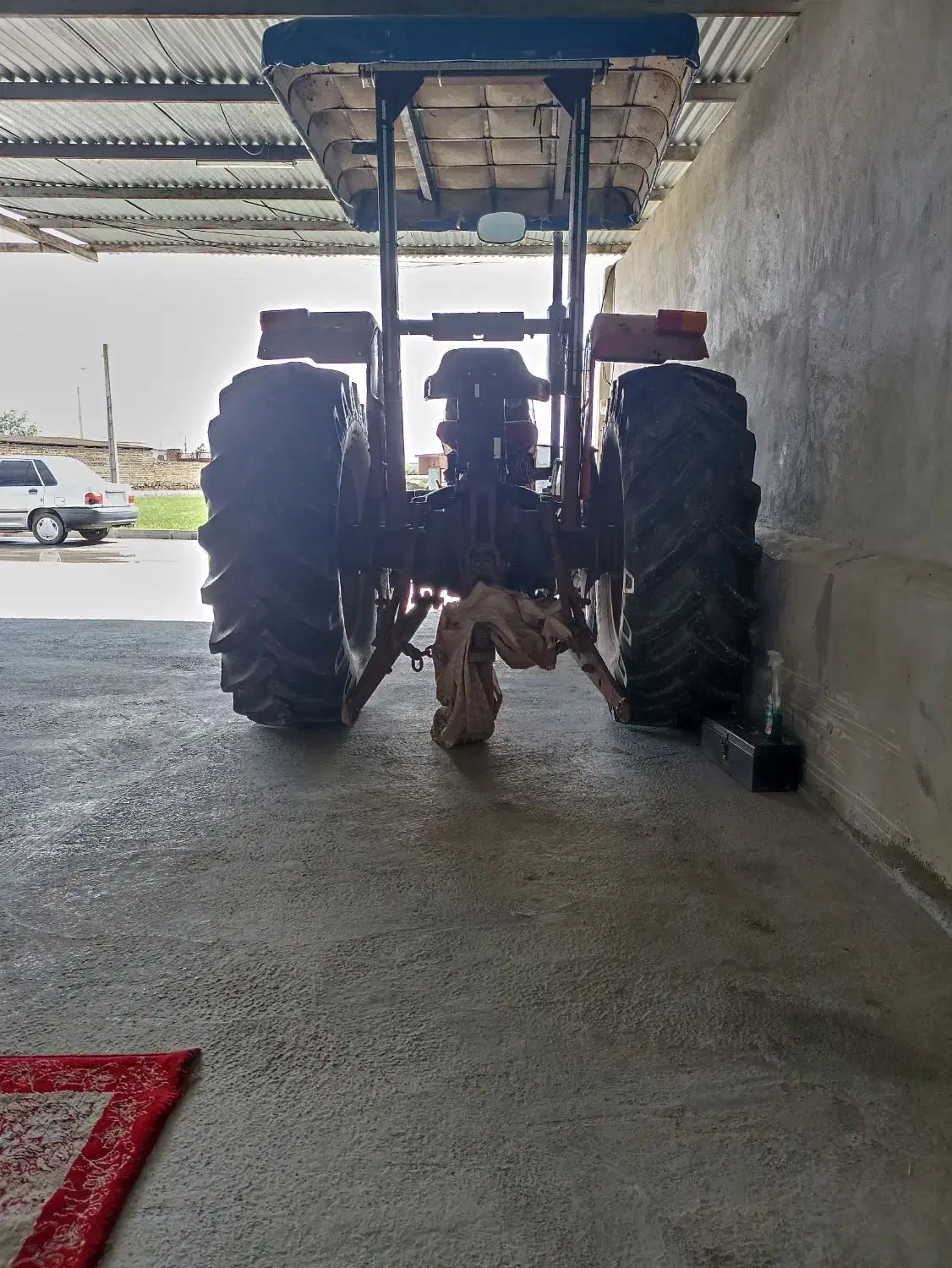 تراکتور ترتمیز عالی لاستیک خوب|خودرو سنگین|سیجوال, |دیوار