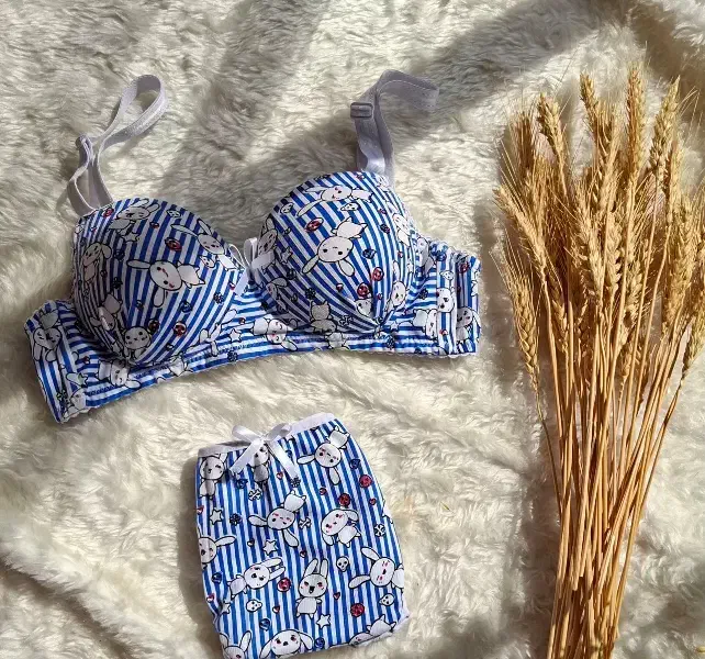 لباس زیر|لباس|مشهد, طرق|دیوار