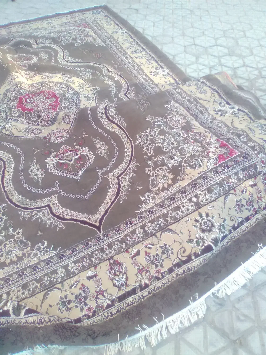 یک جفت فرش گردویی بدون پارگی ویک کمد لباس پسرانه|فرش|شهرکرد, |دیوار