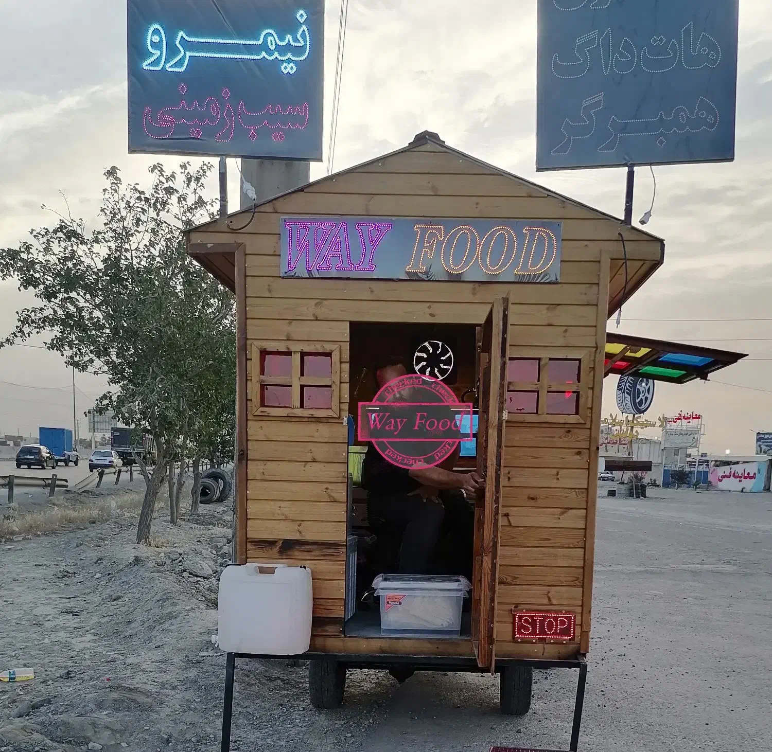 فست فود سیار روی موتور سه چرخ با تجهیزات کامل|کافی‌شاپ و رستوران|رباط‌کریم, رباط‌کریم|دیوار