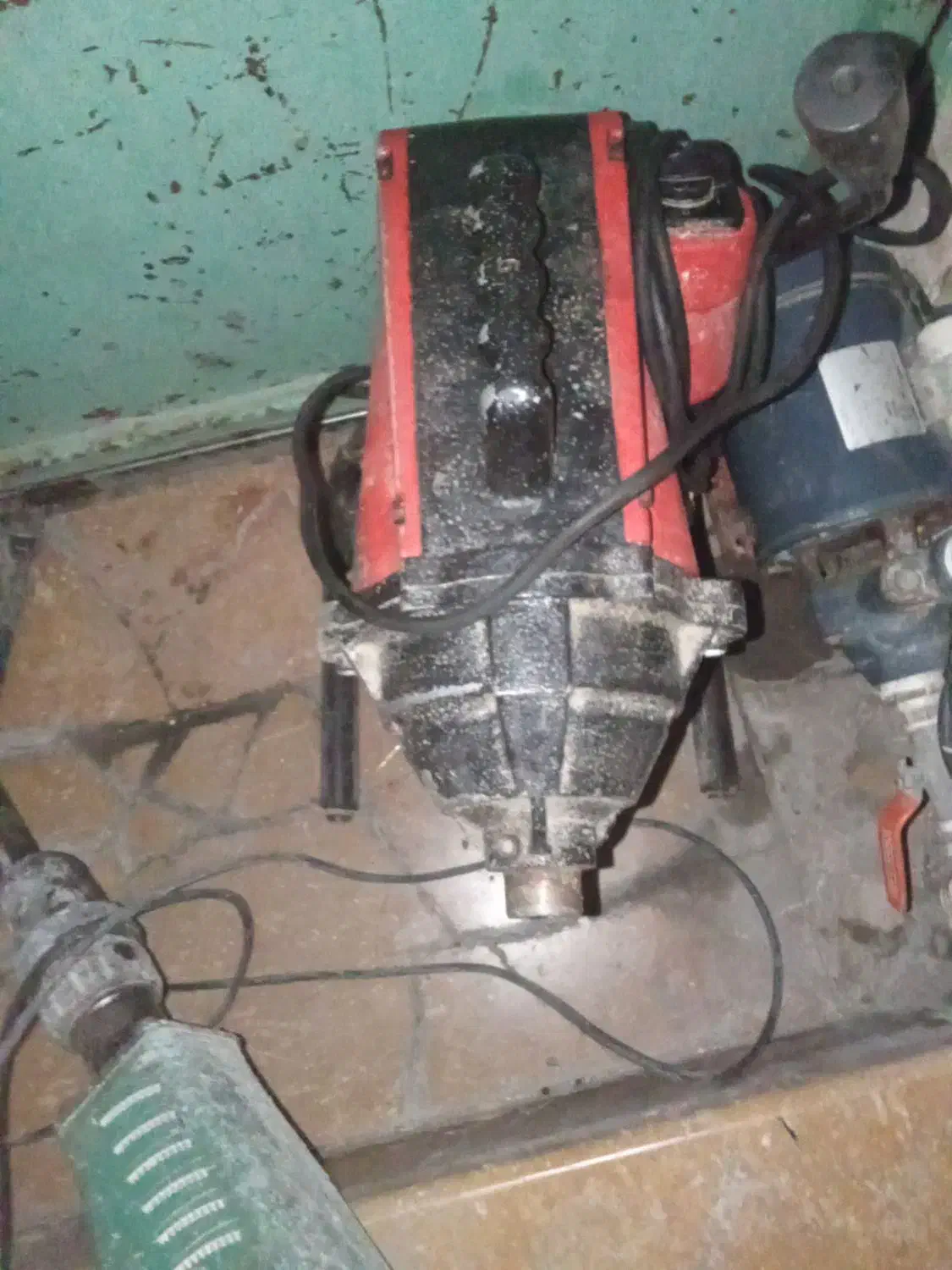 لوله بازکن ودریل تخریب|خدمات پیشه و مهارت|دهدشت, |دیوار