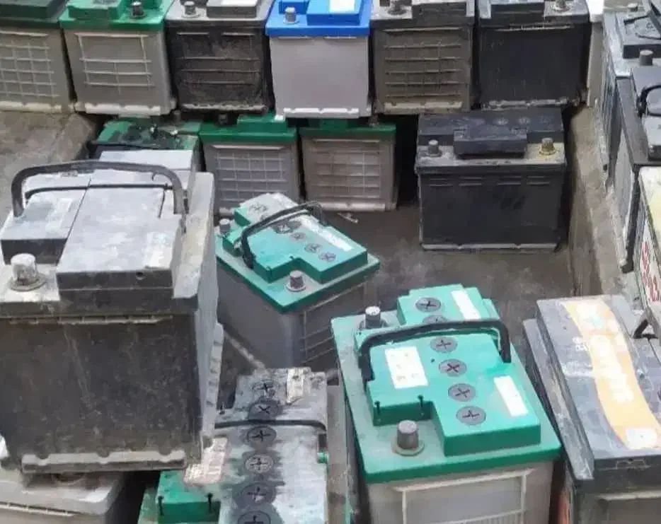 باتری فرسوده باطری یو پی اس|قطعات یدکی و لوازم جانبی|محمدشهر, محمدشهر|دیوار