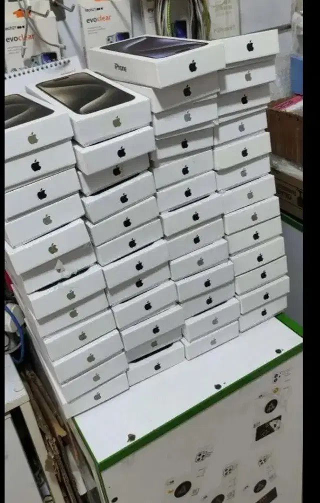 بار جدید طرح ایفون 16  فول کوپی رسیدویتنام|موبایل|چالوس, |دیوار