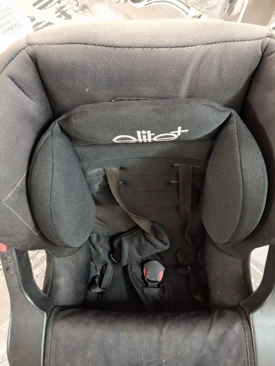 صندلی ماشین کودک|تخت و صندلی بچه|شیراز, تندگویان|دیوار