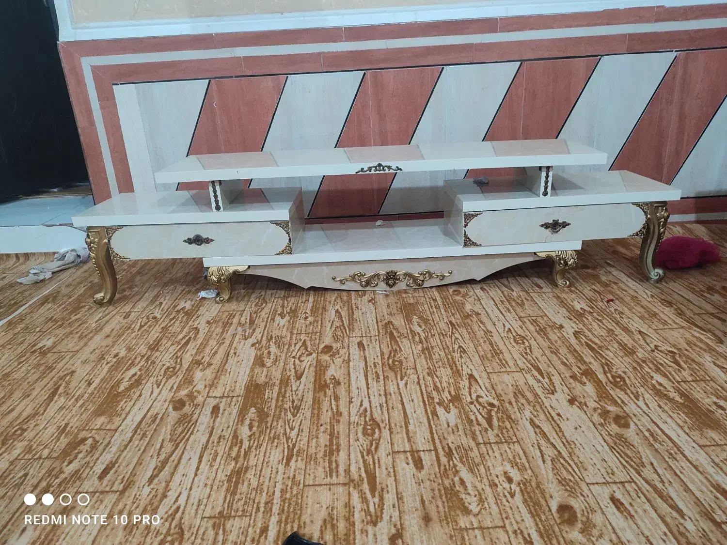 فروش آبگرمن و میز تلویزیون|آبگرمکن، پکیج، شوفاژ|بندر کنگان, |دیوار