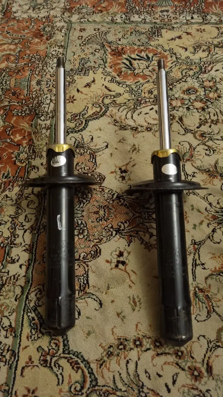 کمک پوست کوتاه kds گازی به همراه فنر لنزوی ۲۸|قطعات یدکی و لوازم جانبی|لاهیجان, قیام|دیوار