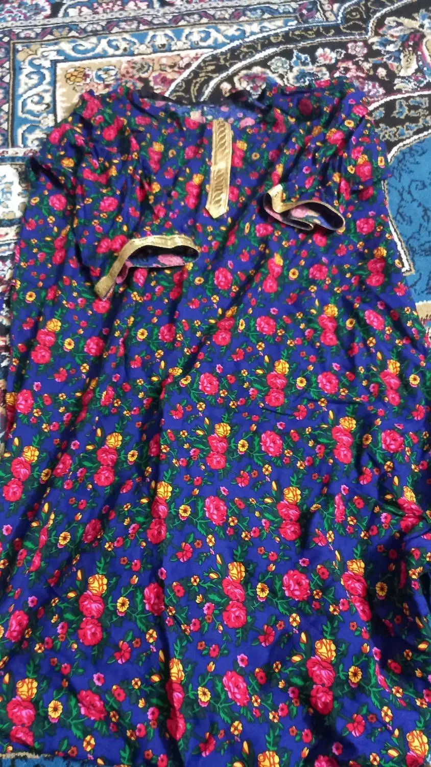 کلی لباس موجوداست|لباس|کازرون, |دیوار