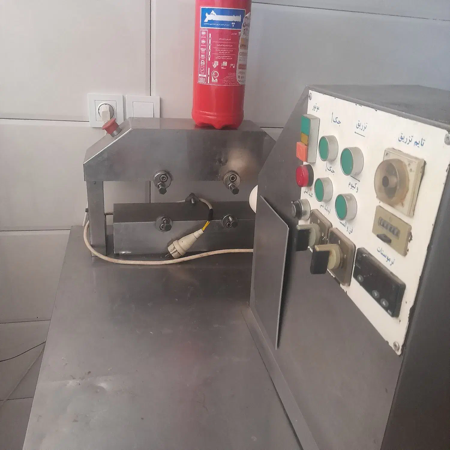 دستگاه سیخ گیر|کافی‌شاپ و رستوران|آباده, |دیوار