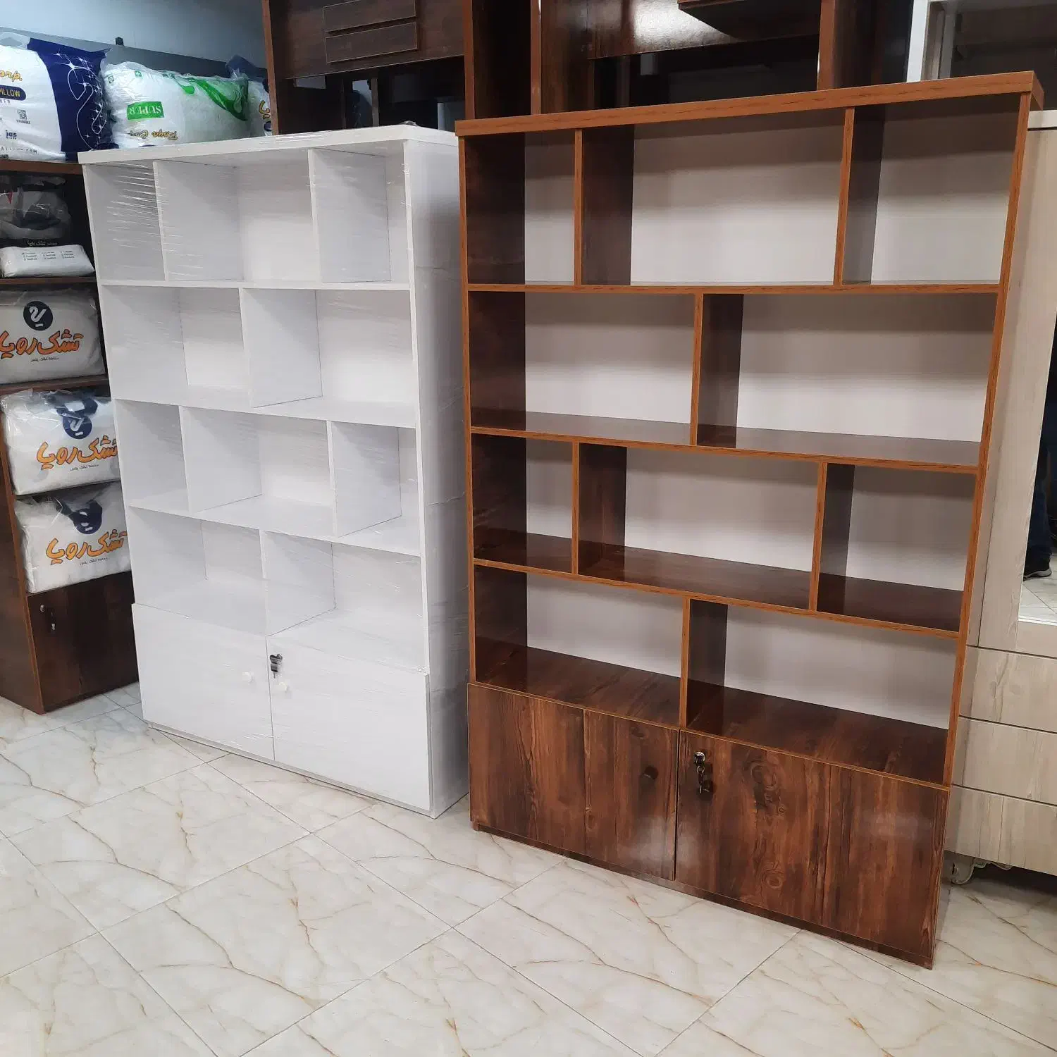 کتابخانه ۱۲۰سانت|کتابخانه، شلف، قفسه‌های دیواری|رشت, رودبارتان|دیوار