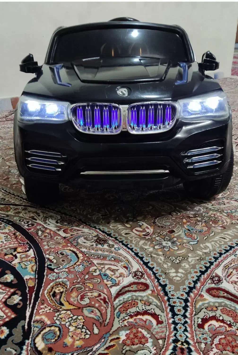 ماشین شارژی BMW|اسباب‌بازی بچه|ورامین, ورامین|دیوار