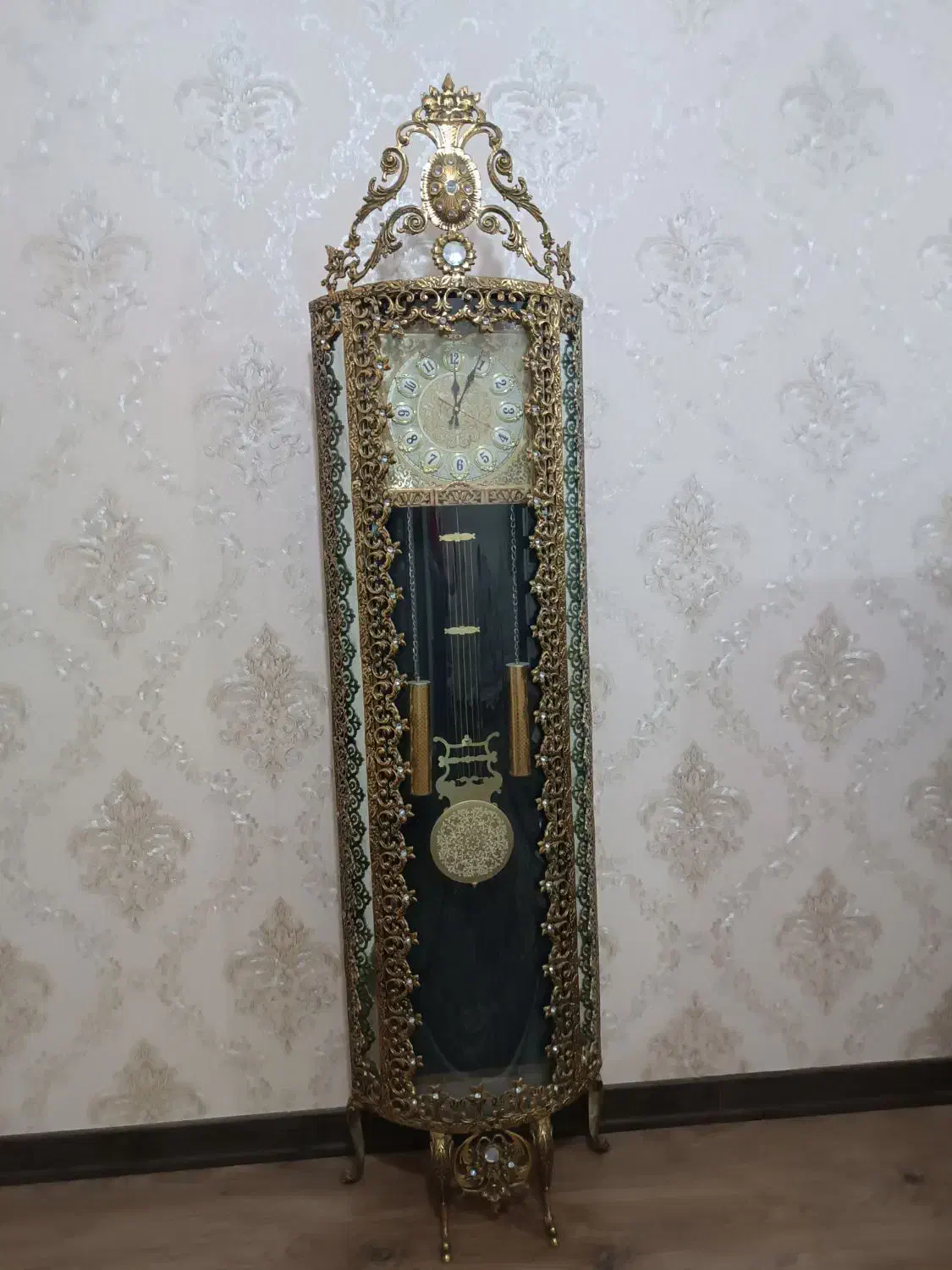 ساعت ایستاده|ساعت دیواری و تزئینی|پاکدشت, حصار امیر|دیوار