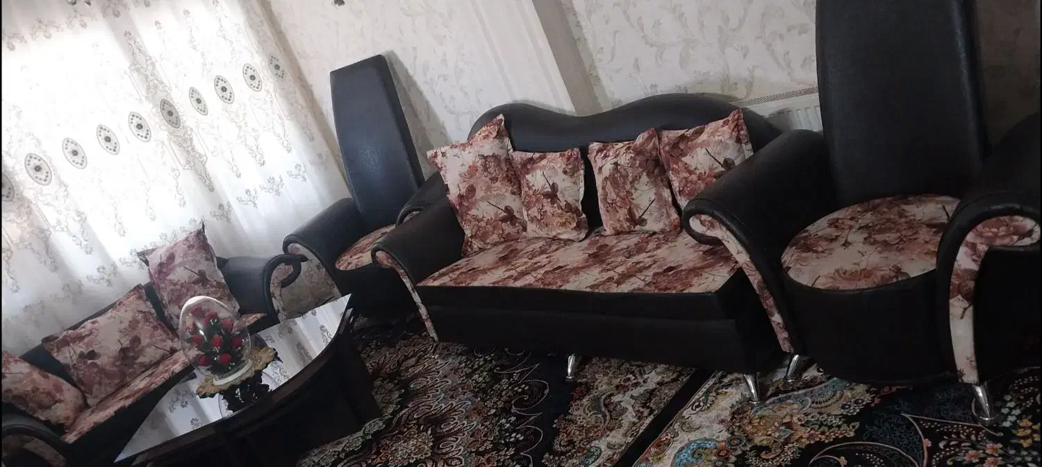 مبل راحتی ۷نفره|مبلمان خانگی و میز عسلی|مهاجران, |دیوار