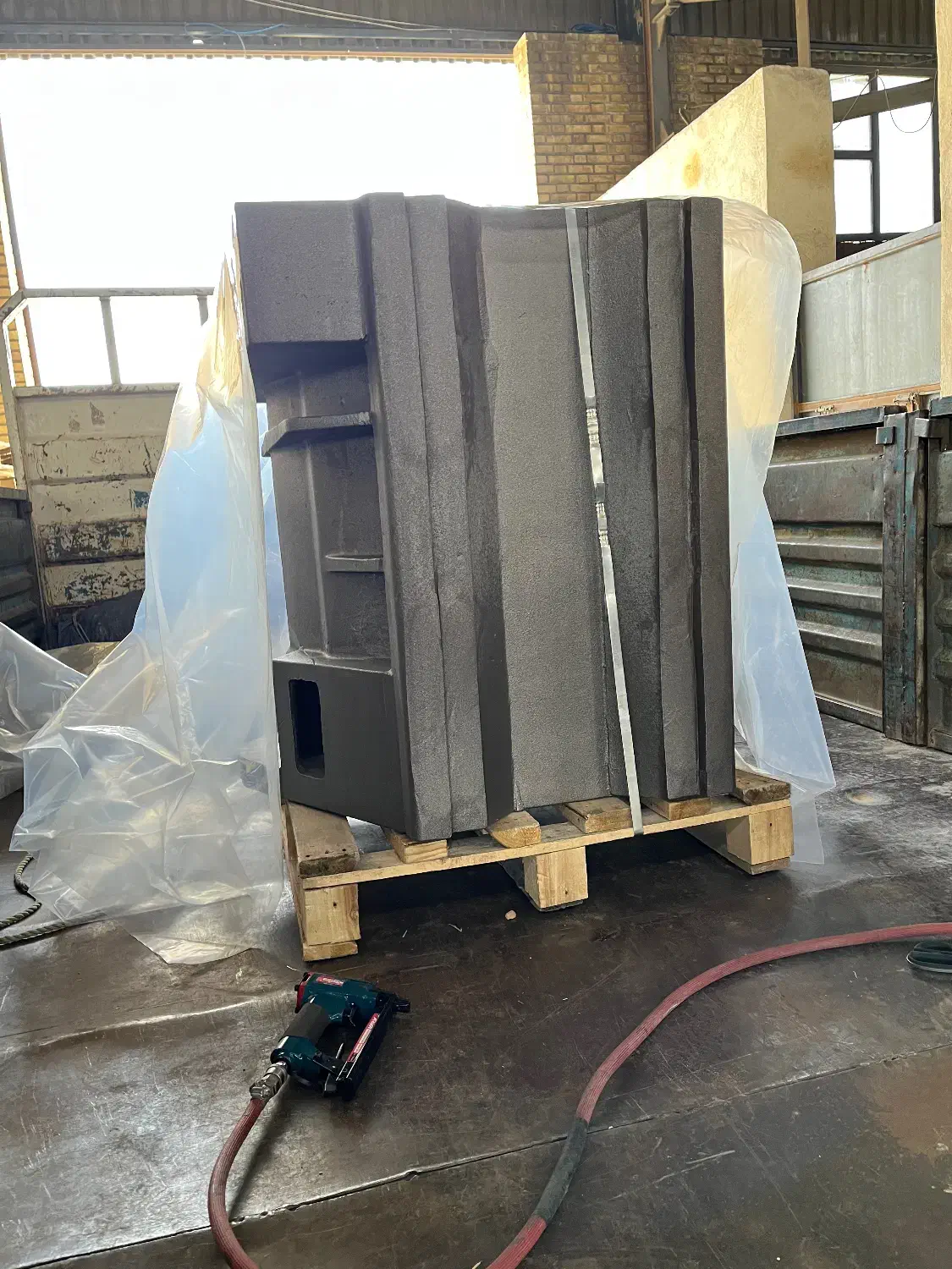 استخدام کارگر ریخته گری و سنگ زنی|استخدام صنعتی، فنی، مهندسی|اراک, |دیوار