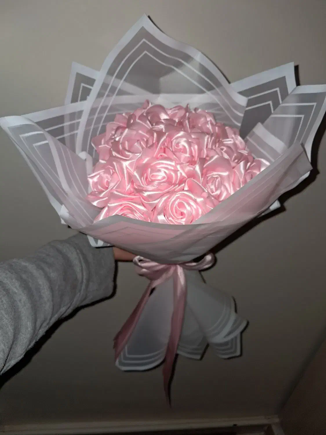 دسته گل ۱۷ شاخه|گل مصنوعی|اهر, |دیوار