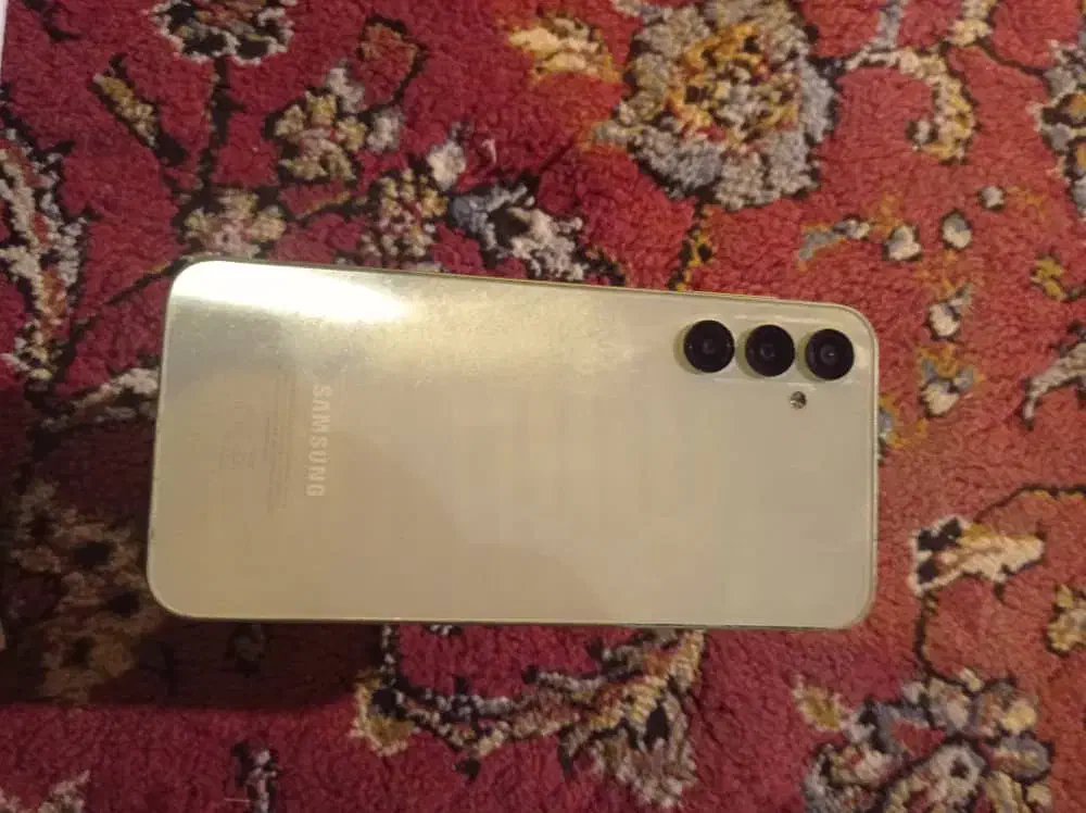 گوش ا ۲۴ حافظیه ۱۲۸ رام ۸|موبایل|اهواز, امانیه|دیوار