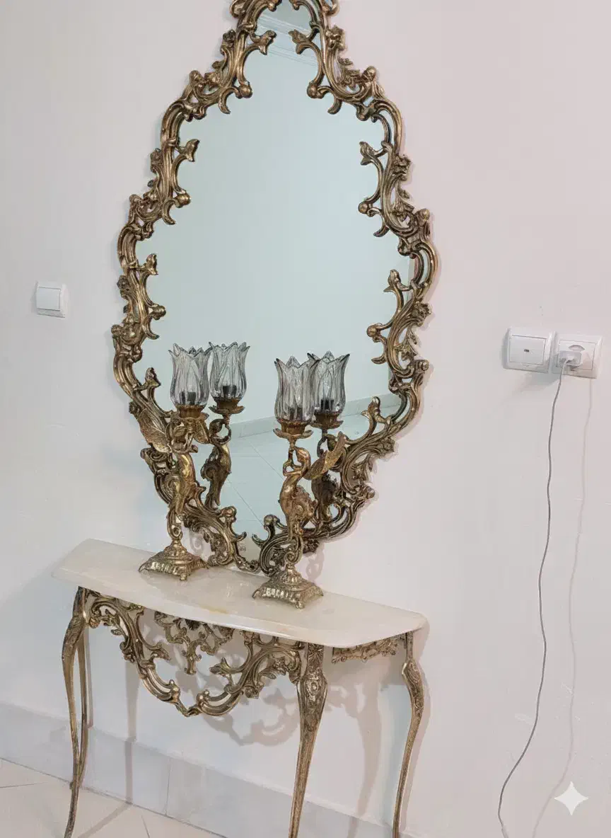 ایینه و شمعدان|آینه|بروجرد, |دیوار