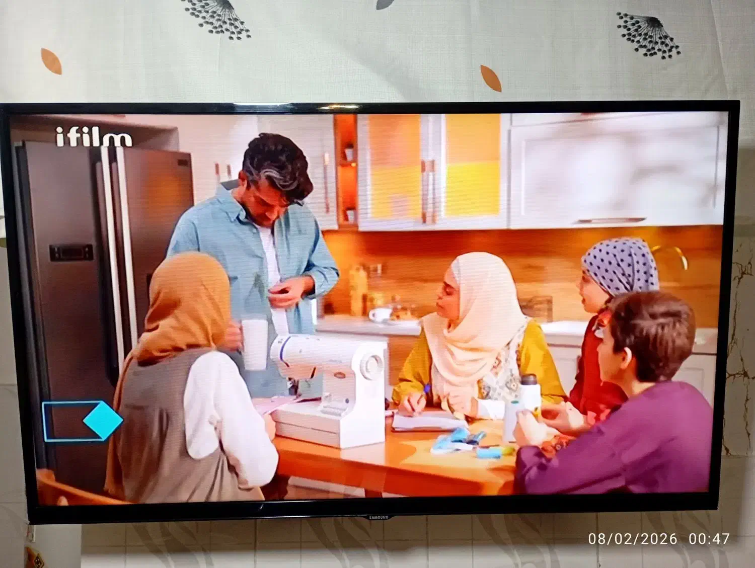 تلویزیون|تلویزیون و پروژکتور|میاندوآب, |دیوار