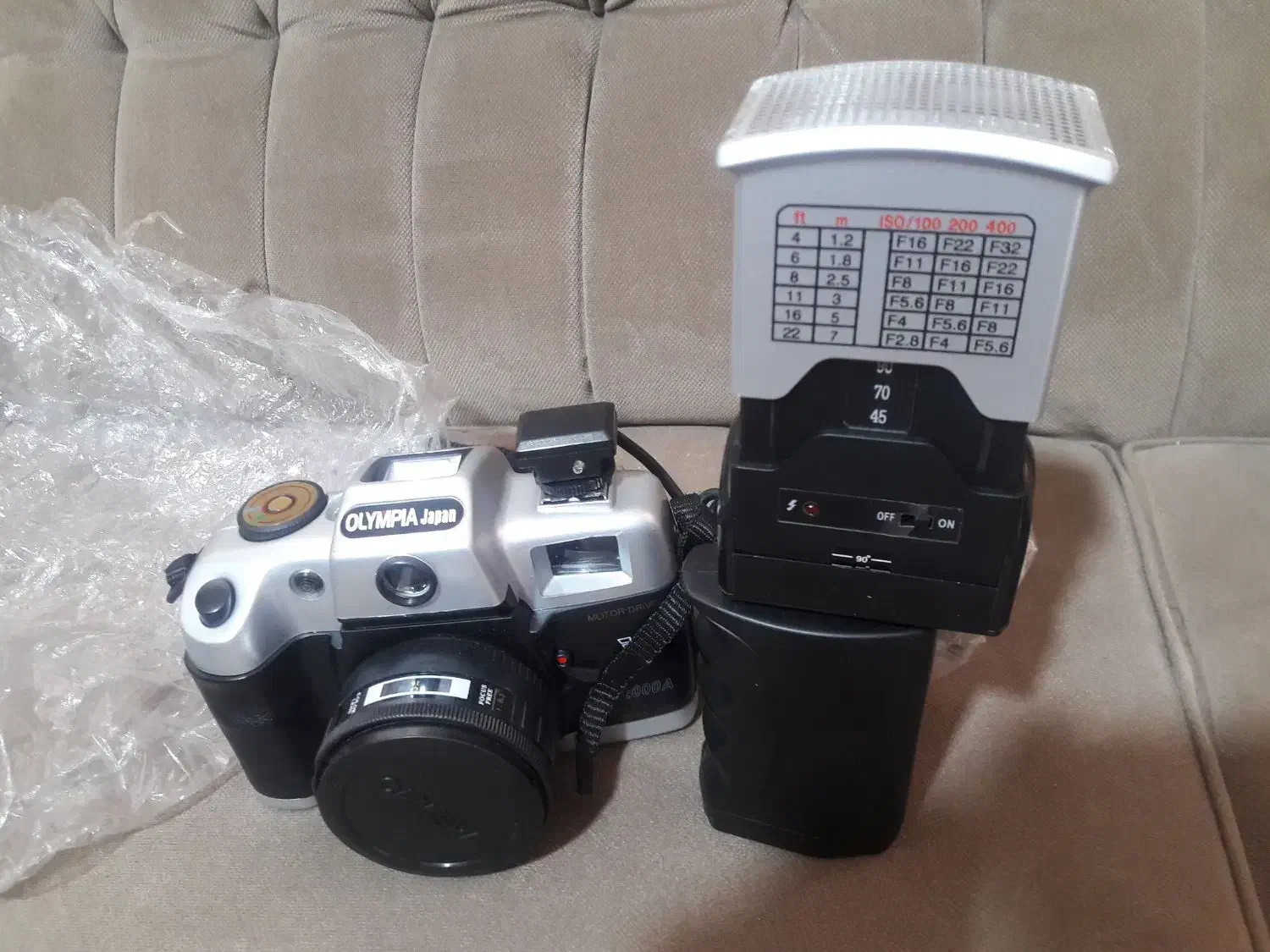 دوعدوربین عکاسی|دوربین عکاسی و فیلم‌برداری|شاهین‌شهر, شهرک گلدیس|دیوار