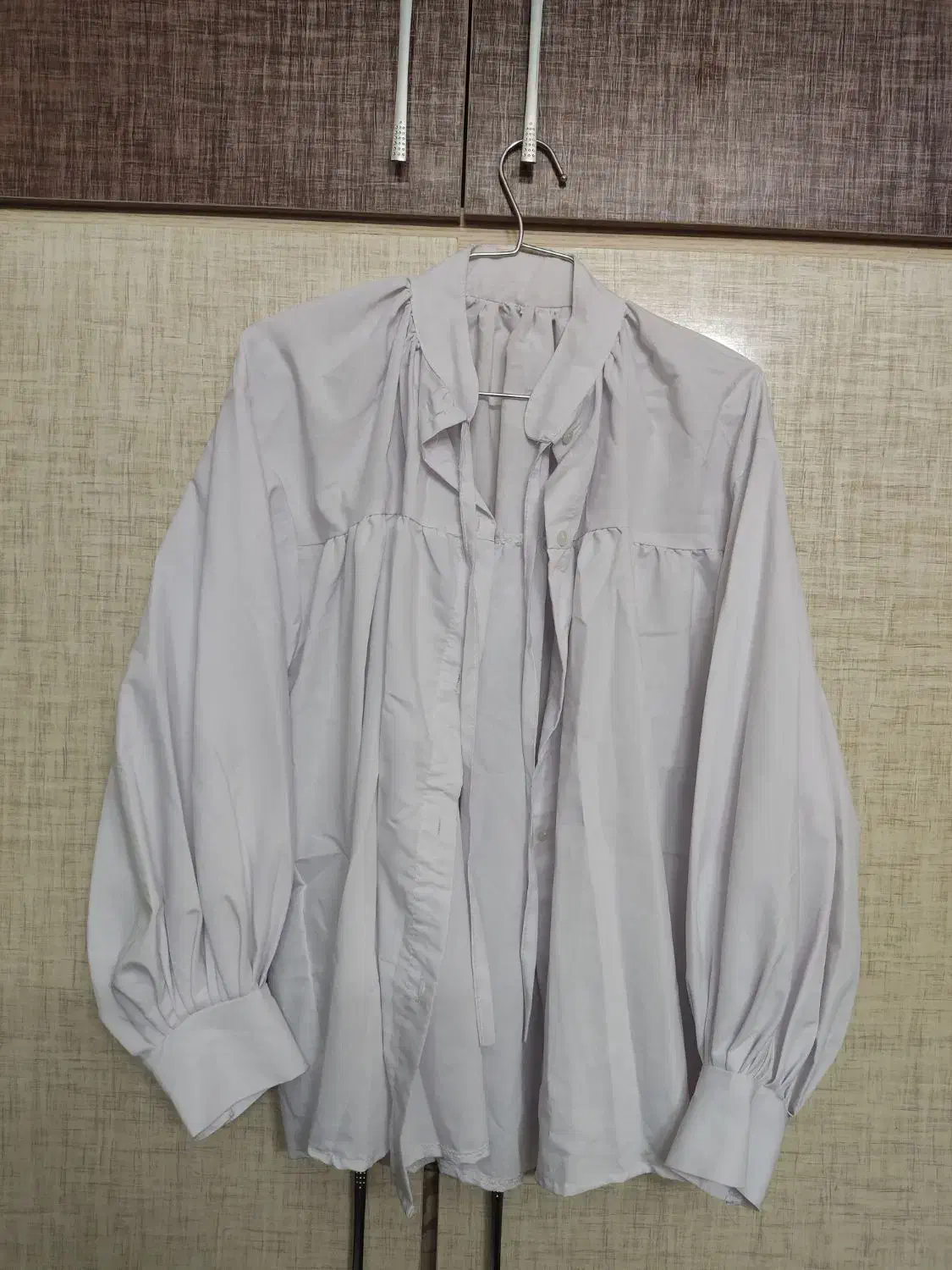 مانتولباس سفید شومیز زنانه شیک و تمیز|لباس|مشهد, انصار|دیوار