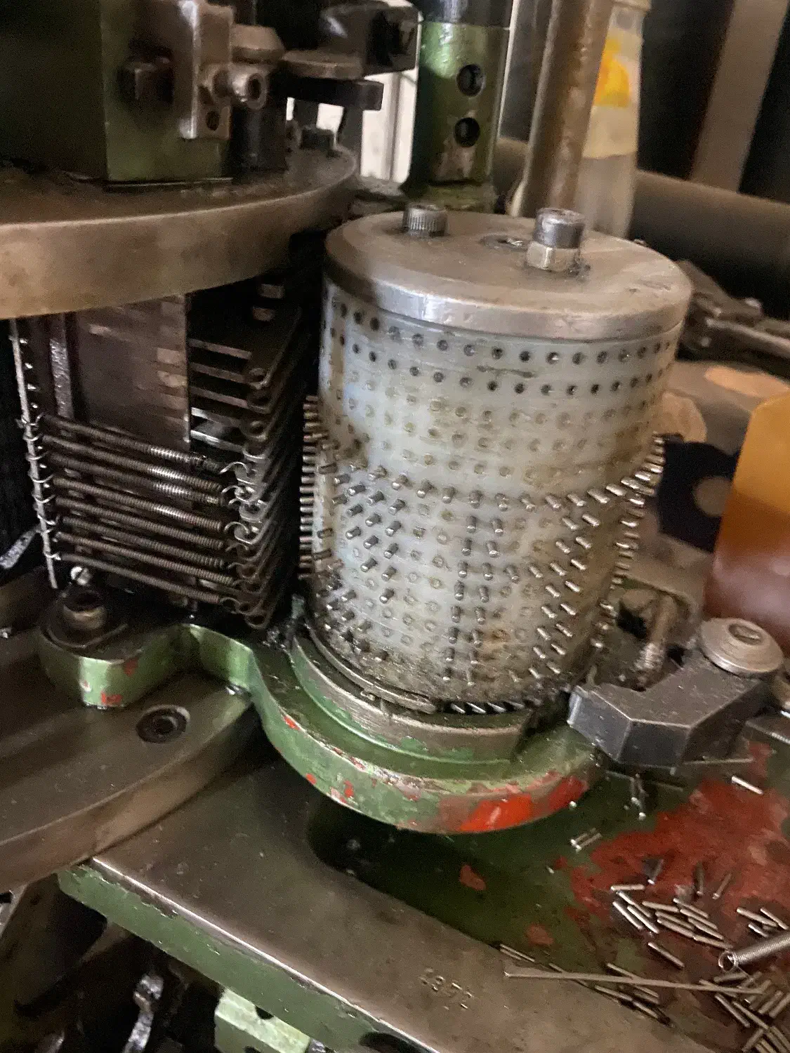 دستگاه جوراب بافی|ماشینآلات صنعتی|خسروشاه, |دیوار