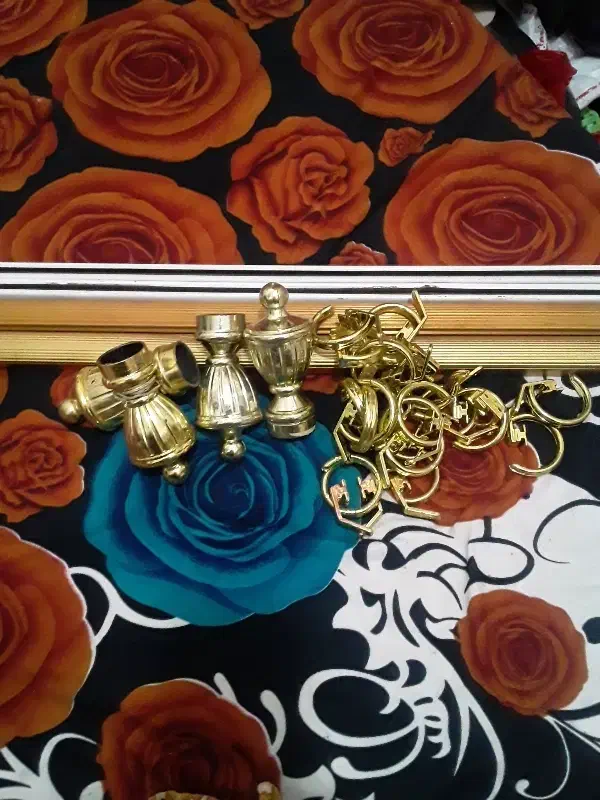 چوب پرده طلایی و سرب پرده|پرده، رانر، رومیزی|فردیس, شهرک شهید حسینی|دیوار