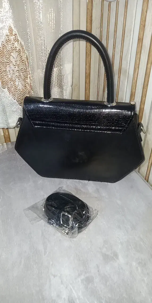 کیف دستی|کیف، کفش، کمربند|زنجان, |دیوار