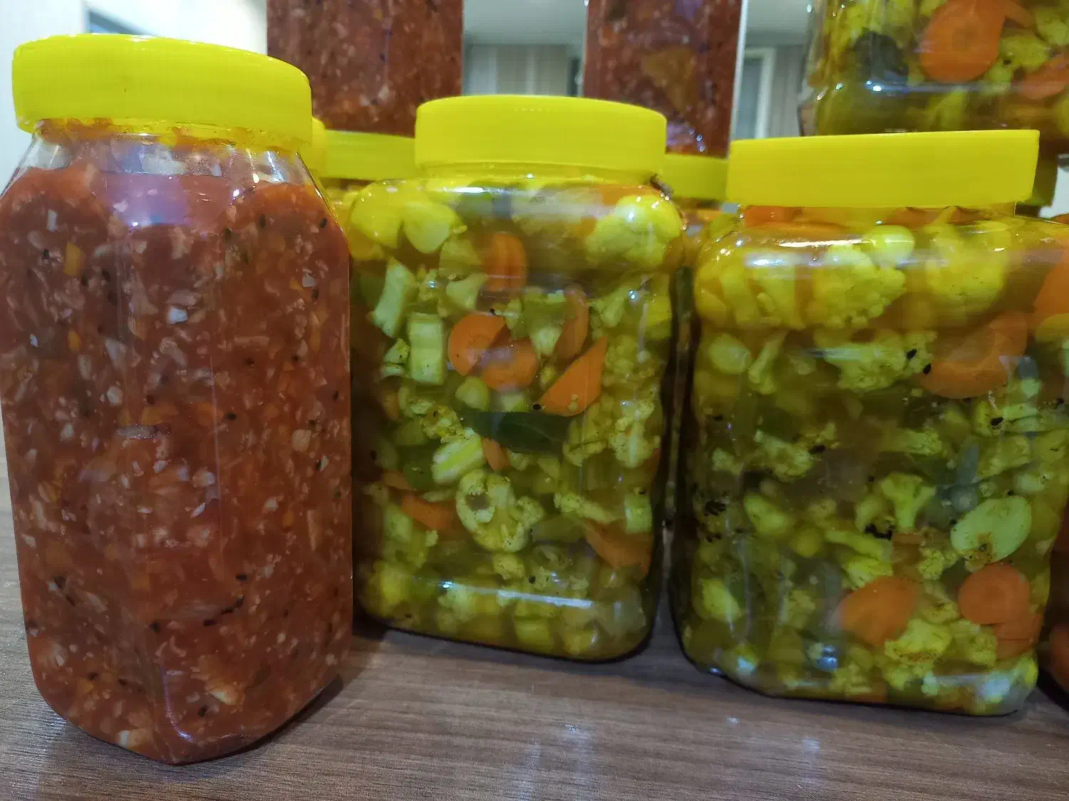 ترشی شوری خونگی|خوردنی و آشامیدنی|شیراز, فضل‌آباد|دیوار