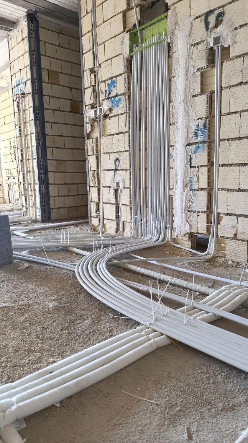 استخدام ، نیازمند نیروی برقکار ساختمان|استخدام معماری، عمران و ساختمانی|صدرا-فارس, فاز ۱|دیوار