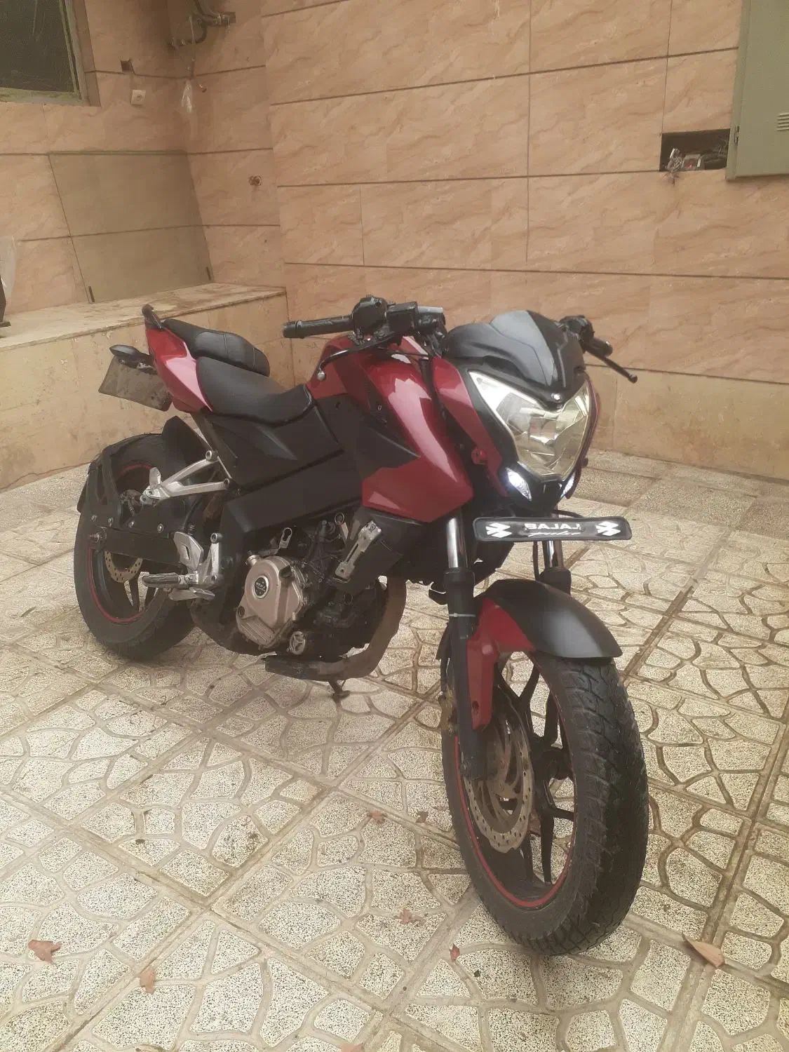 موتور ns200 مدل ۹۲|موتورسیکلت|تهران, شهران جنوبی|دیوار