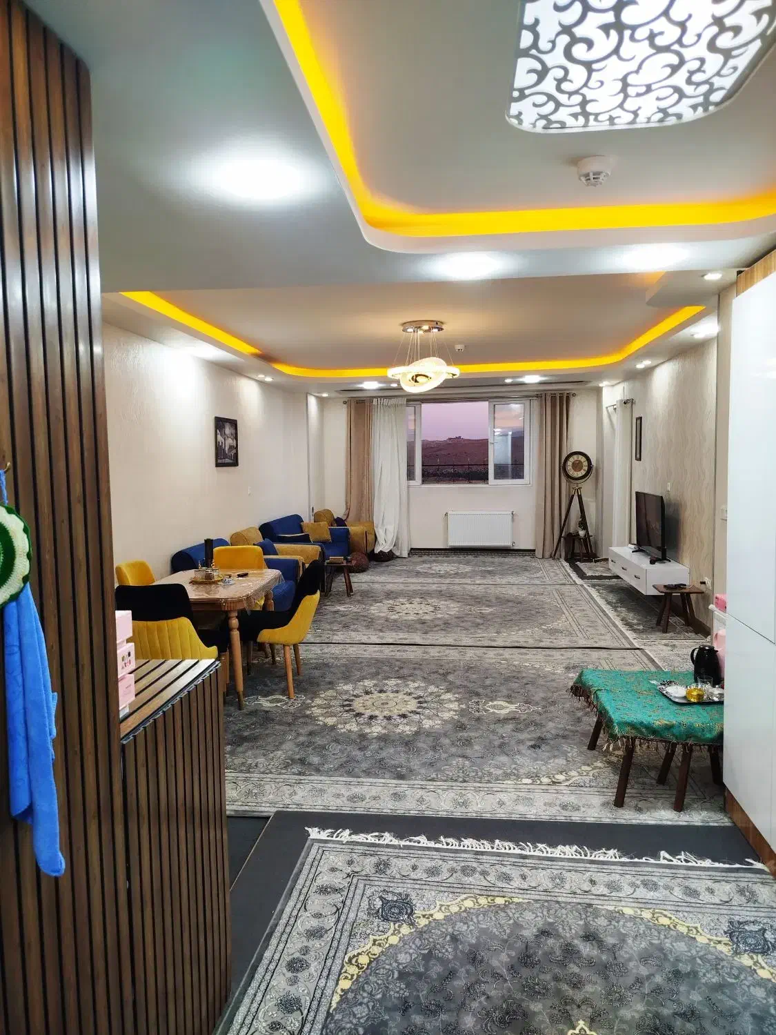 ۲خوابه/۱۳۵متری/نوساز/فاز۱|فروش آپارتمان|صدرا-فارس, فاز ۱|دیوار