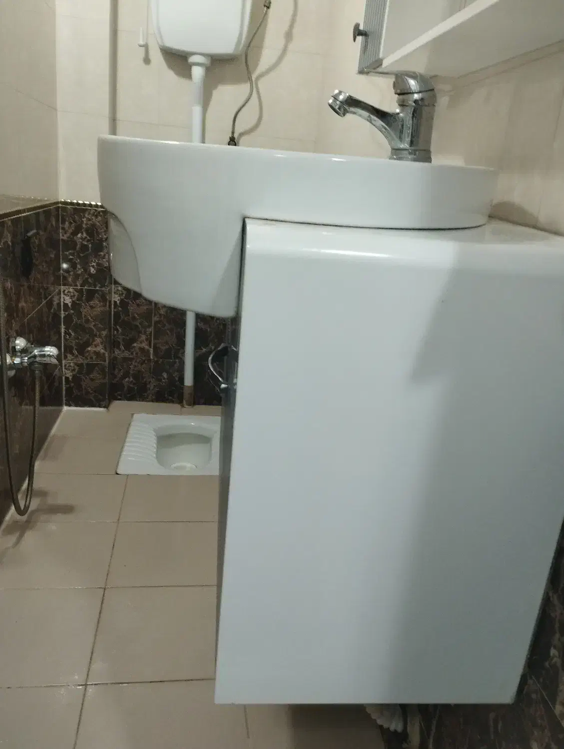 روشویی تازه ونو|لوازم سرویس بهداشتی|سنندج, |دیوار