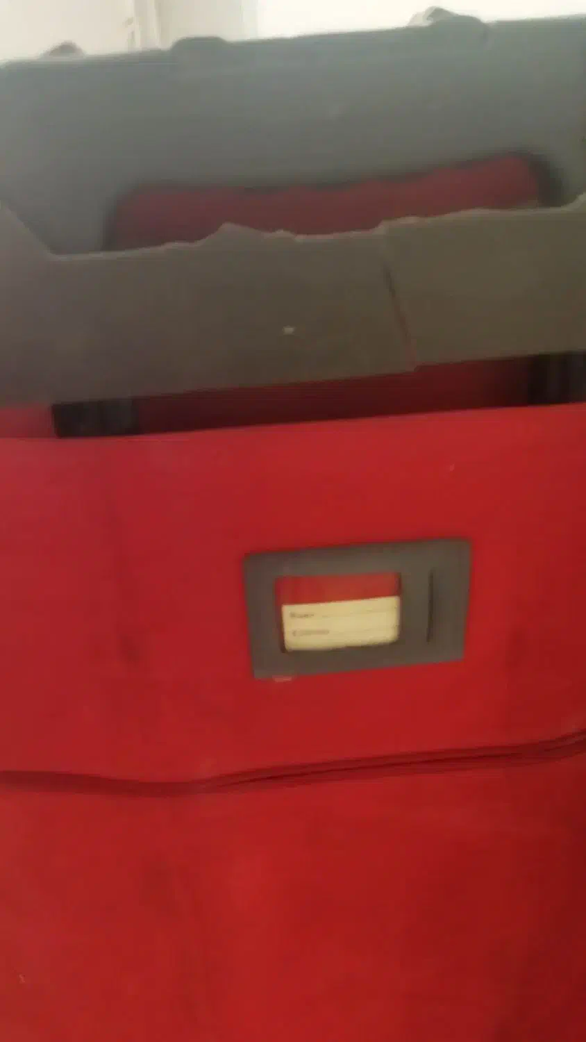 چمدان سایز بزرگ|کیف، کفش، کمربند|مشهد, سرافرازان|دیوار