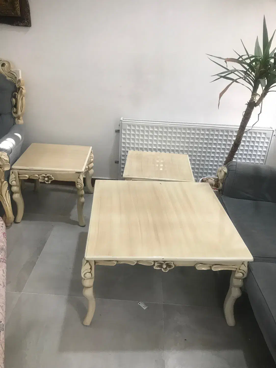 سرویس مبل با ۳تا میز|مبلمان خانگی و میز عسلی|خرم‌آباد, |دیوار