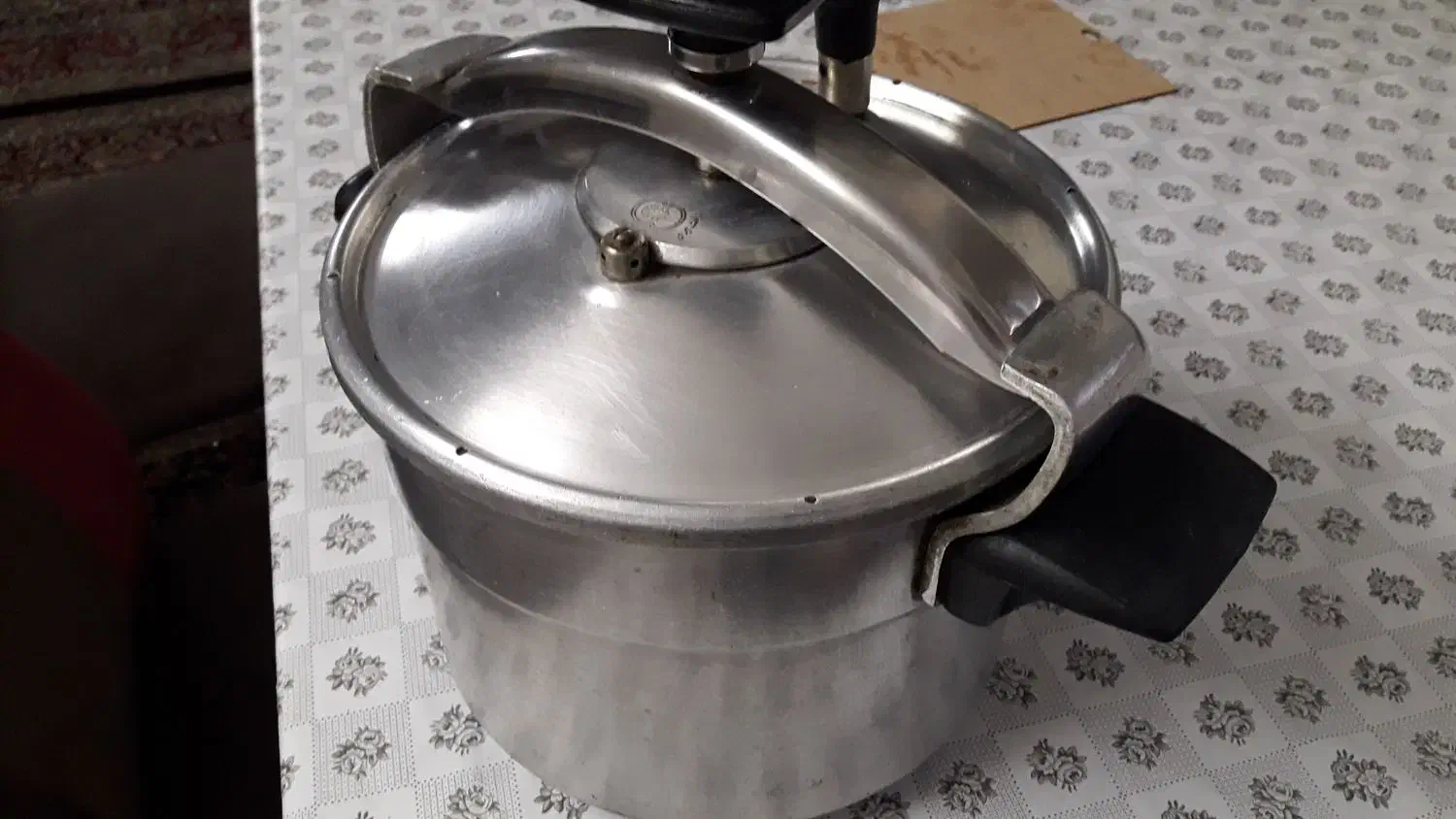 زودپز سب بسیار عالی محکم|ظروف پختوپز|اراک, |دیوار