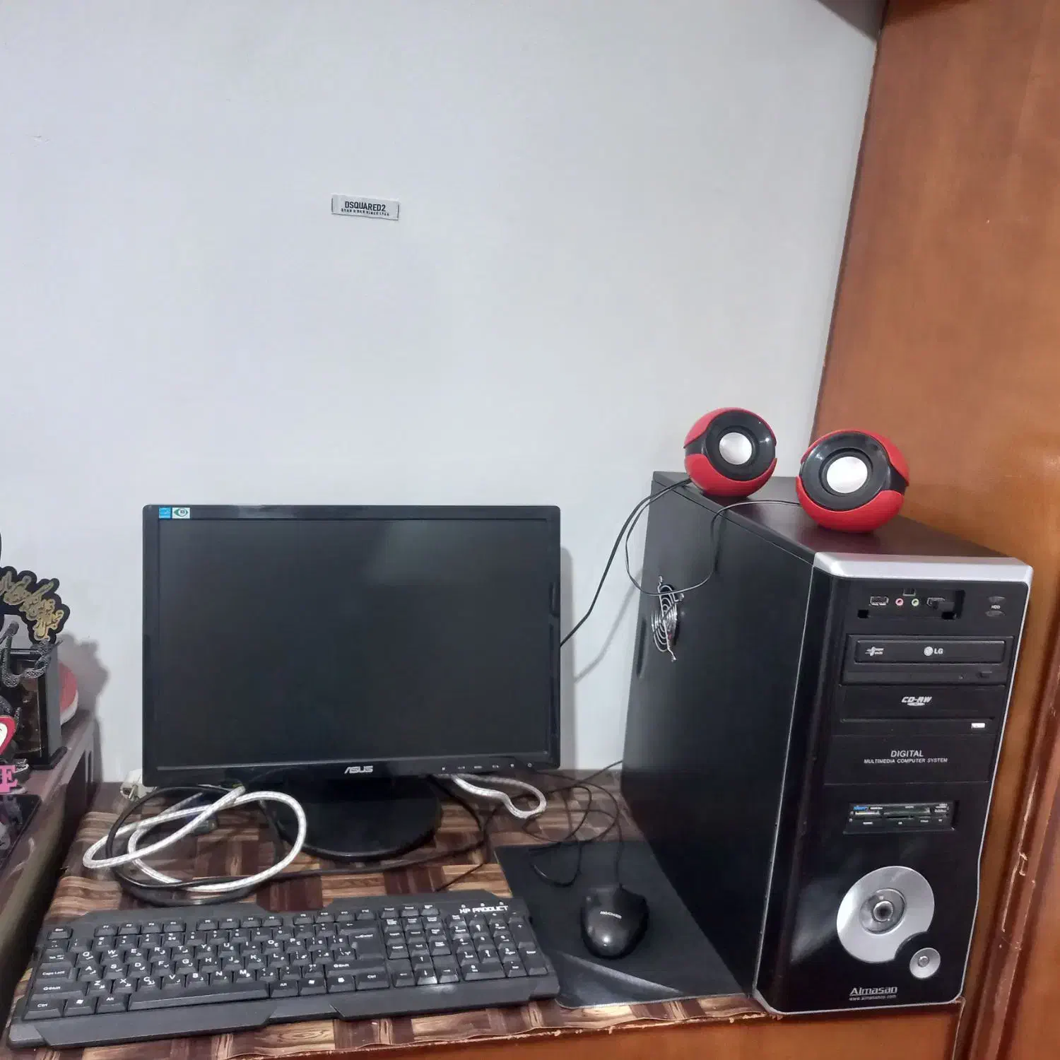 کیس و مانیتور همراه همه لوازم کامل|رایانه رومیزی|مهربان, |دیوار