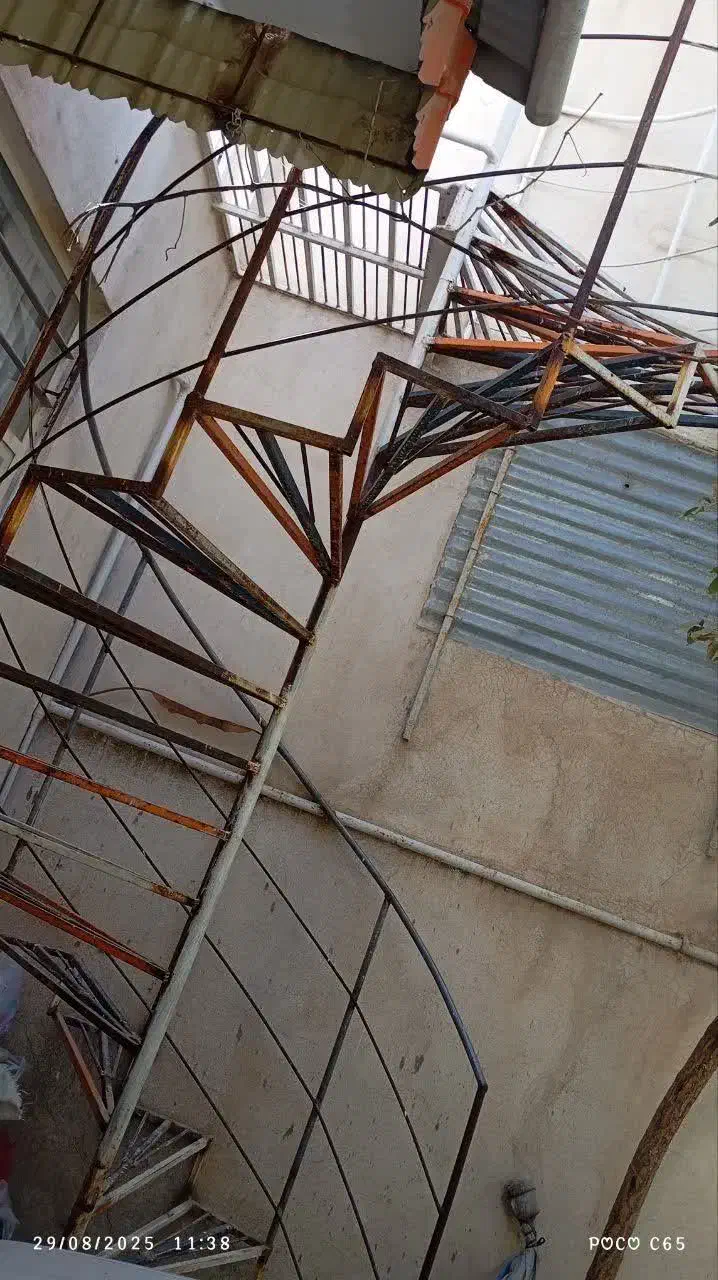 پله گرد|مصالح و تجهیزات ساختمان|مشهد, خواجه ربیع|دیوار