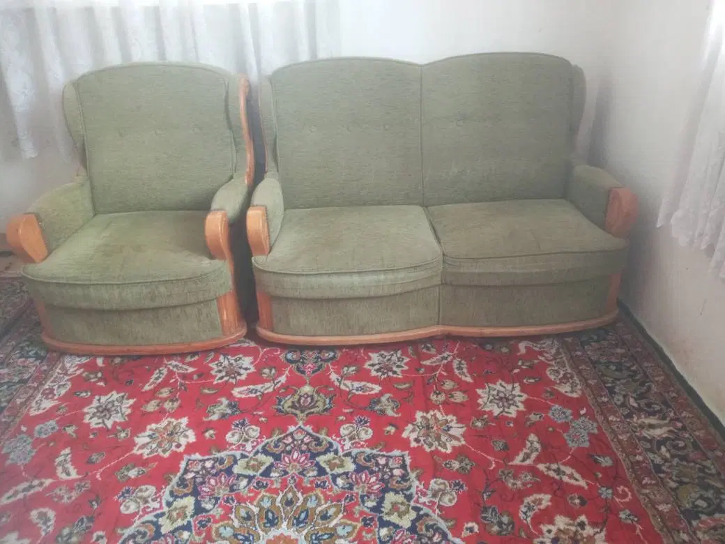 مبل کارکرده ۴۵۰۰۰۰۰۰میلیون تومان|مبلمان خانگی و میز عسلی|رشت, خمیران زاهدان|دیوار