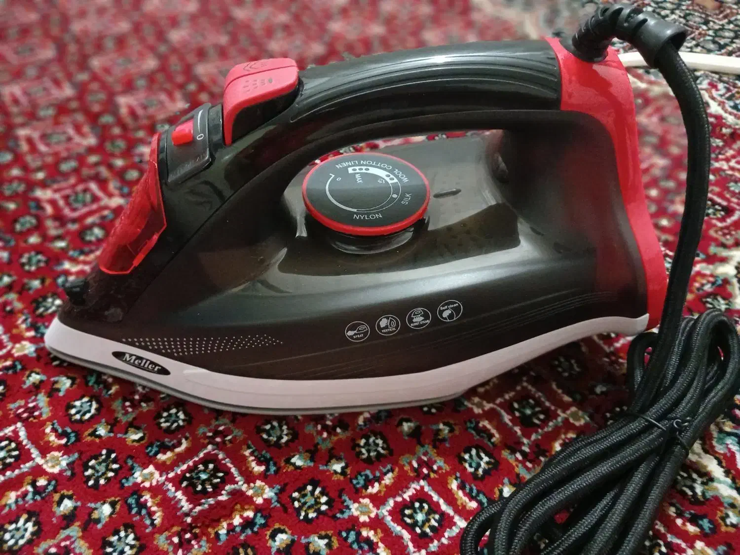 اتو نو آکبند|اتو و لوازم اتو|میانه, |دیوار